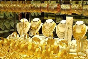 «طلا » بازار دلار را به هم ریخت