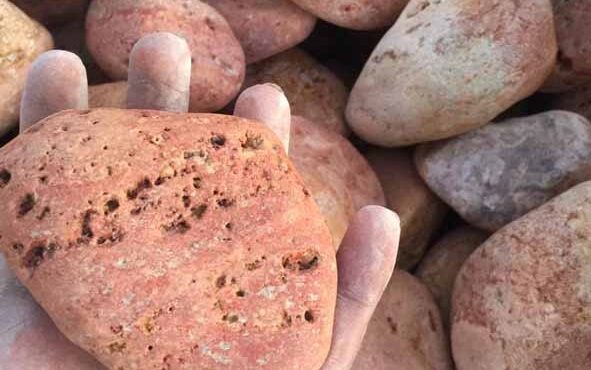 همه چیز درباره سنگ رودخانه ای (pebble)