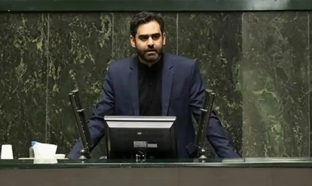 اخطار ثابتی به عباس آخوندی درباره دریافت وام  ۲ هزار میلیارد تومانی پسرش از بانک آینده اخطار ثابتی به عباس آخوندی درباره دریافت وام  ۲ هزار میلیارد تومانی پسرش از بانک آینده