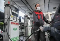 قیمت بنزین آزاد سوپر وارداتی بالای ۵۰ هزار تومان خواهد بود