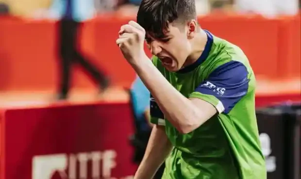 بنیامین فرجی ستاره تنیس روی‌میز ایران به سپاهان پیوست