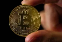 قیمت ارز بیت کوین به تومان امروز چهارشنبه ۱۲ آذر ۱۴۰۴