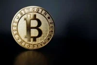 قیمت بیت کوین امروز شنبه ۱۵ آذر ۱۴۰۴ + تحلیل بیت کوین