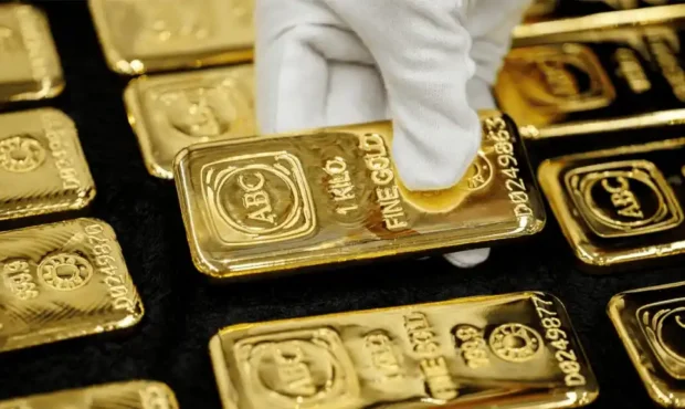 پیش‌بینی بانک گلدمن ساکس :  تا پایان امسال قیمت طلا به ۵۰۰۰ دلار می‌رسد