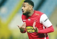 یورگن لوکادیا از امکانات پرسپولیس و زندگی در ایران :  در سال ۱۹۹۳ زندگی می‌کردند