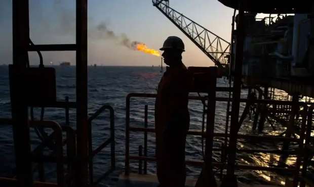 افزایش قیمت نفت جهانی همزمان با مذاکرات ایران و آمریکا در ژنو