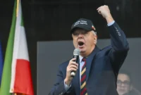 اختلاف در حلقه نزدیکان ترامپ بر سر گزینه نظامی علیه ایران